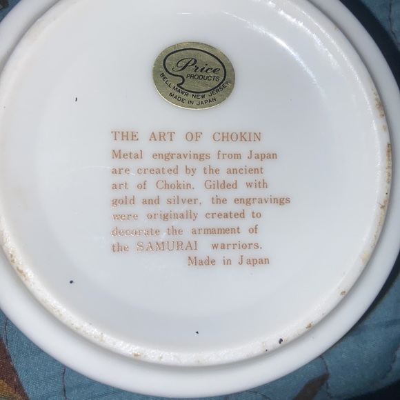 PRICE PRODUCT decorative porcelain 24k gold trim trinket box - Picture 3 of 3